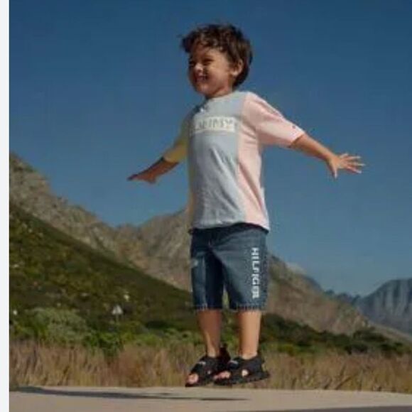 TOMMY HILFIGER Big Boys Stencil Blocked Short Sleeves T-shirt Multicolor Size M - Picture 4 of 15